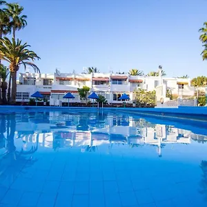 https://apt-donna-ida.adeje-hotels.com